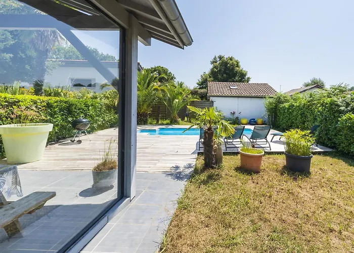 Jolie Maison Landaise Avec Piscine * Labenne